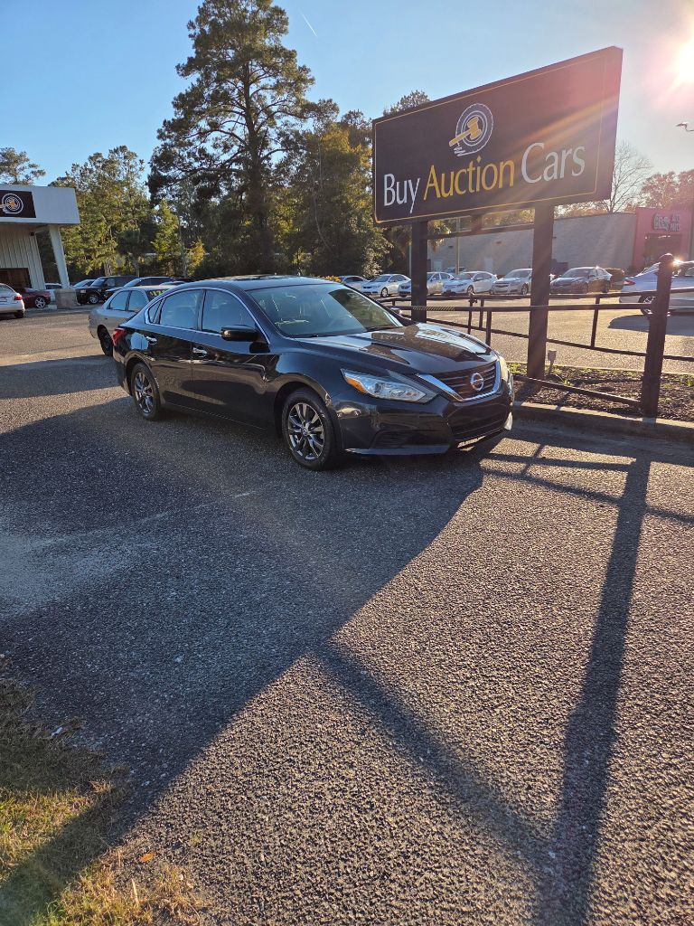 2016 Nissan Altima Base