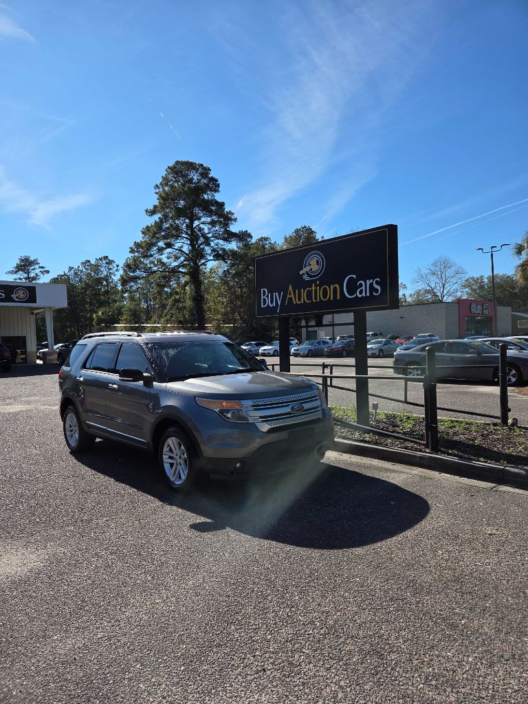 2014 Ford Explorer XLT's photo