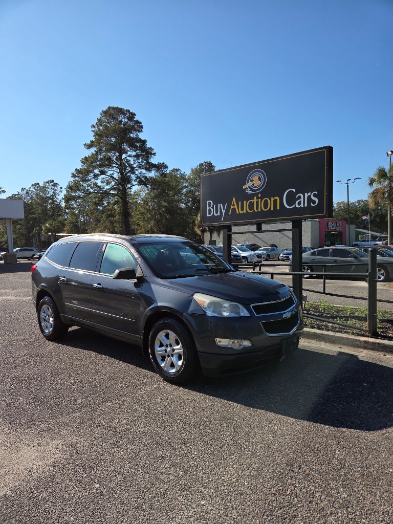 2012 Chevrolet Traverse LS's photo
