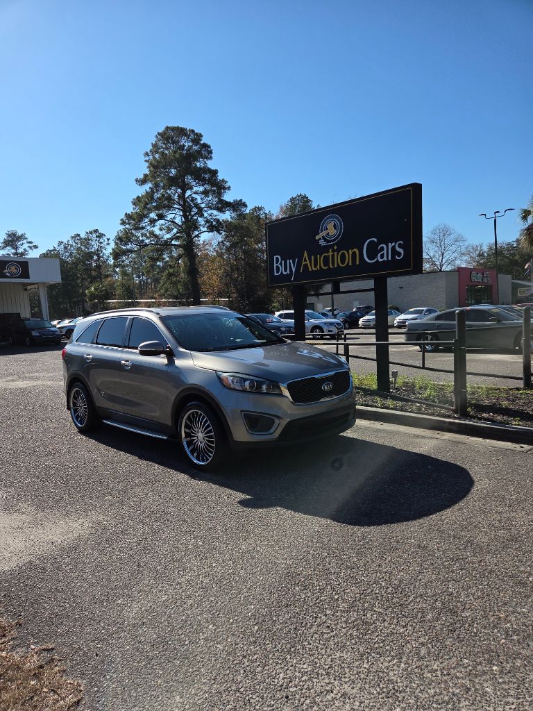 2016 Kia Sorento LX's photo
