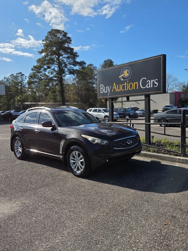 2011 INFINITI FX 35's photo