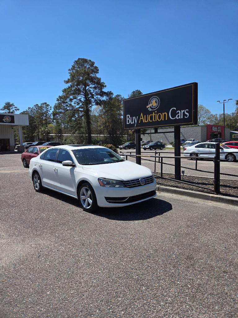 2013 Volkswagen Passat SE