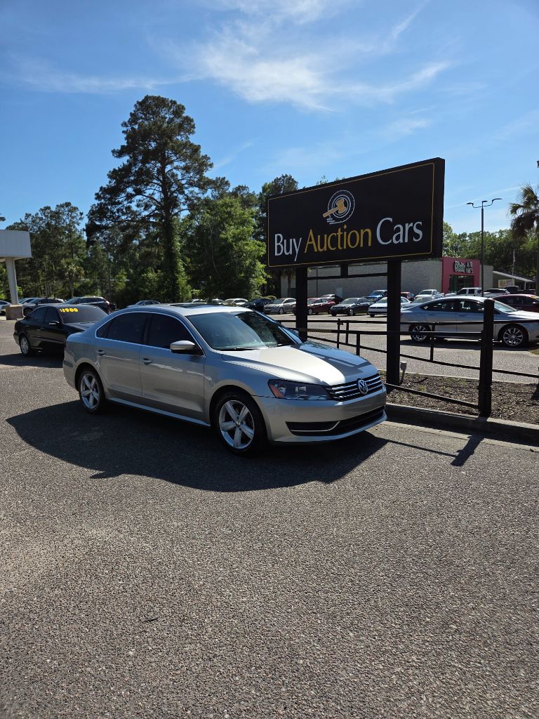 2013 Volkswagen Passat SE