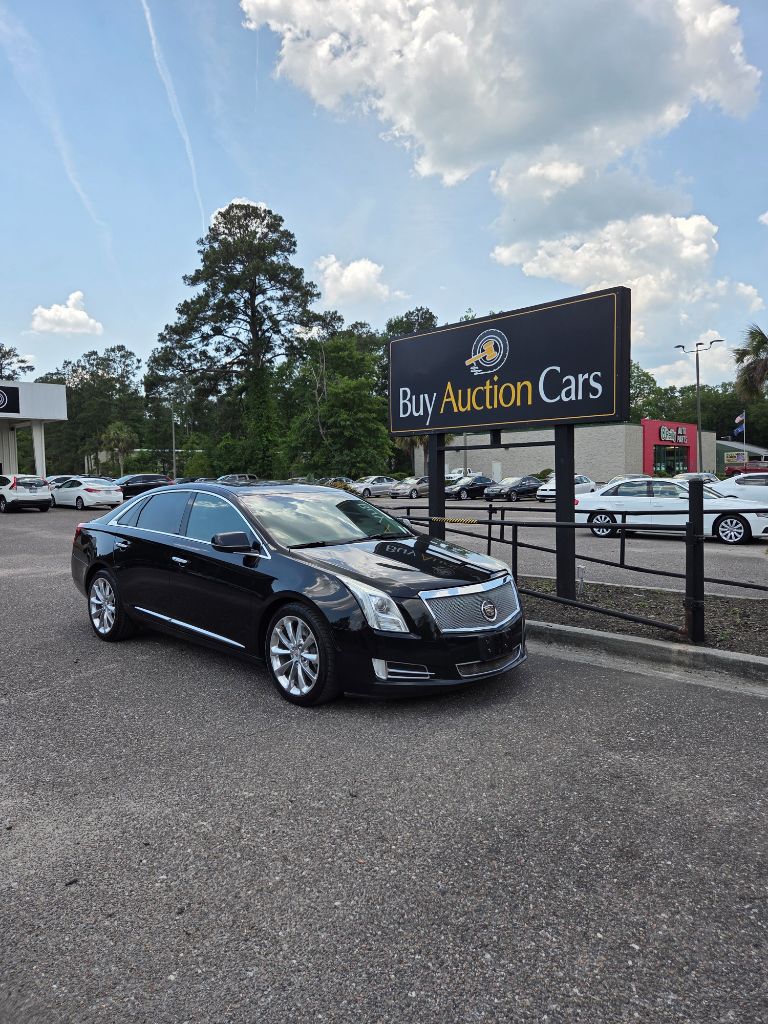 2013 Cadillac XTS Luxury Collection