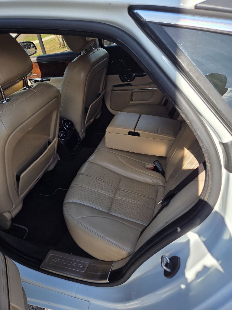2014 Jaguar XJ Base - Photo 9