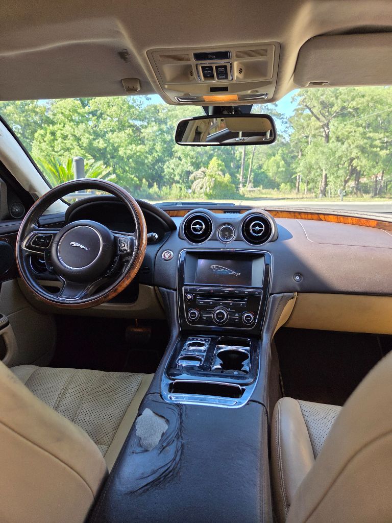 2014 Jaguar XJ Base - Photo 12