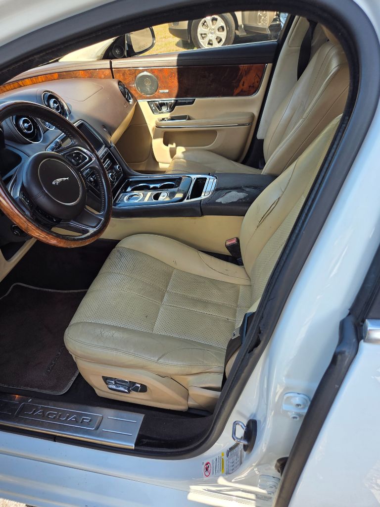 2014 Jaguar XJ Base - Photo 8