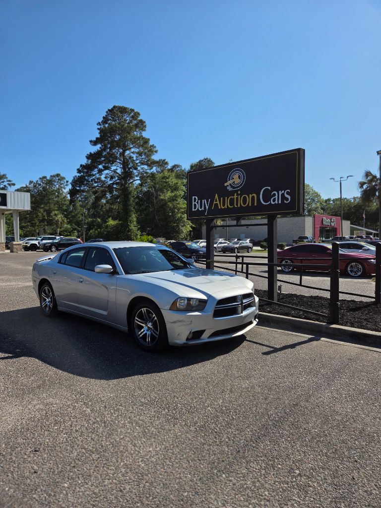 2012 Dodge Charger SXT's photo