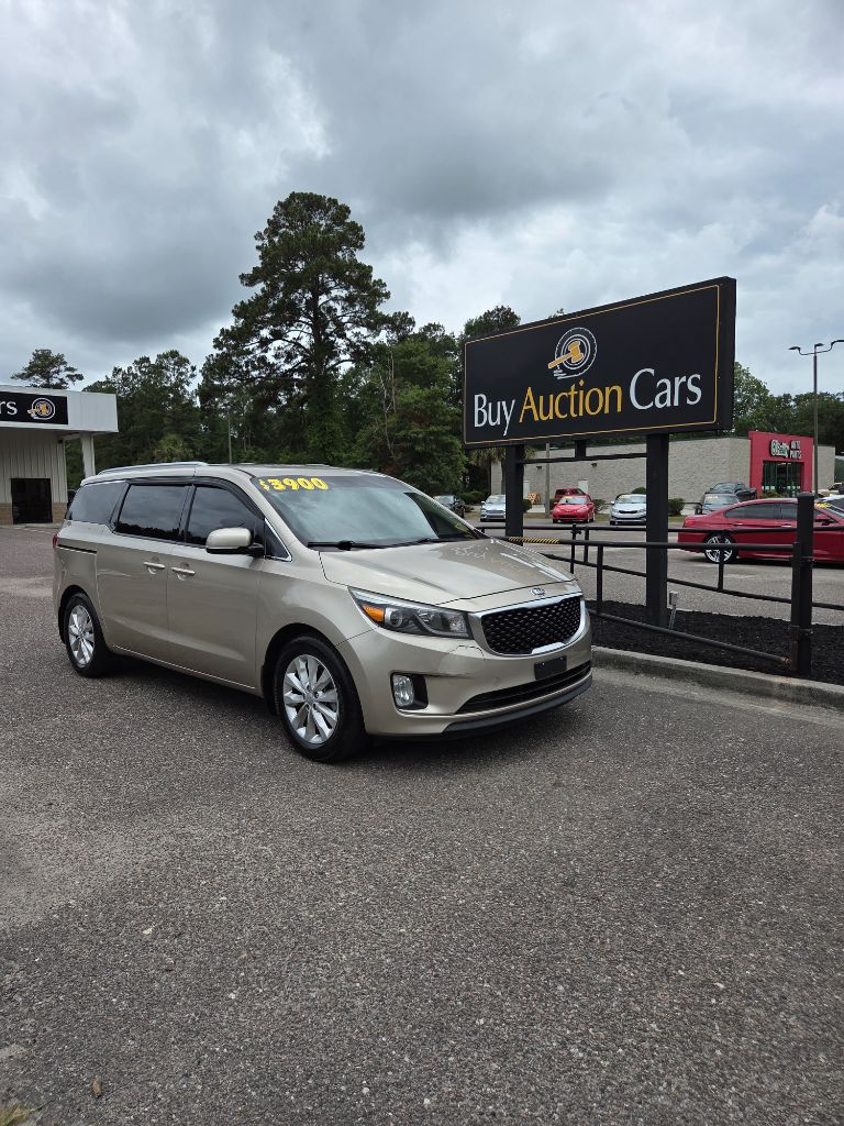 2015 Kia Sedona EX's photo