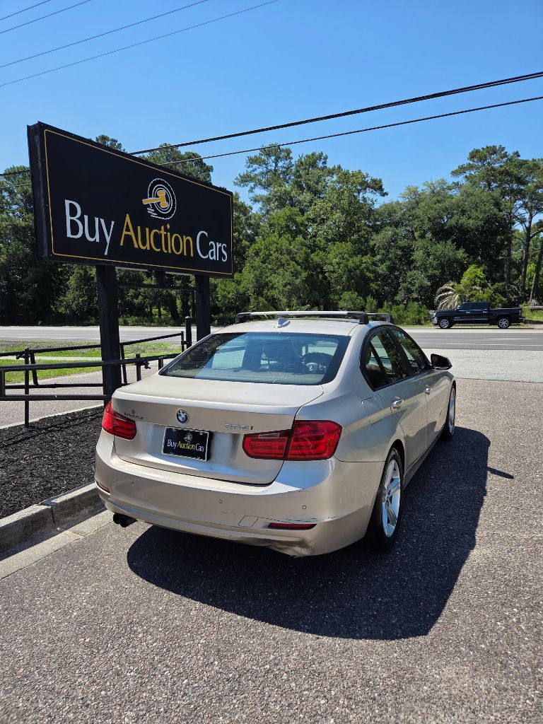 2014 BMW 3 Series 328i - Photo 6