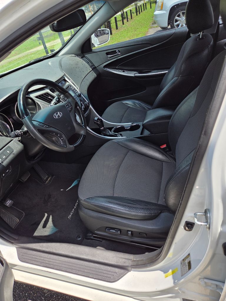 2011 Hyundai Sonata Limited - Photo 8