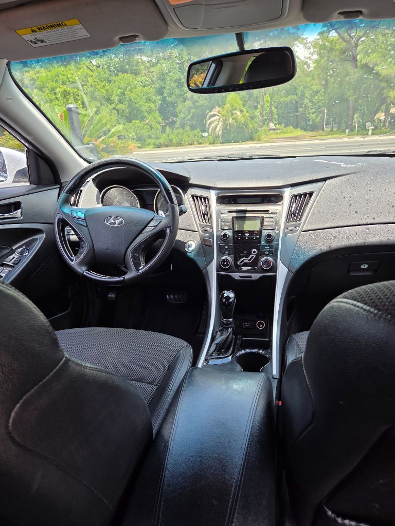2011 Hyundai Sonata Limited - Photo 12