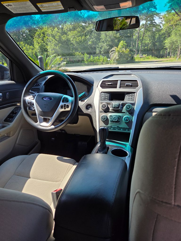 2014 Ford Explorer Base - Photo 12