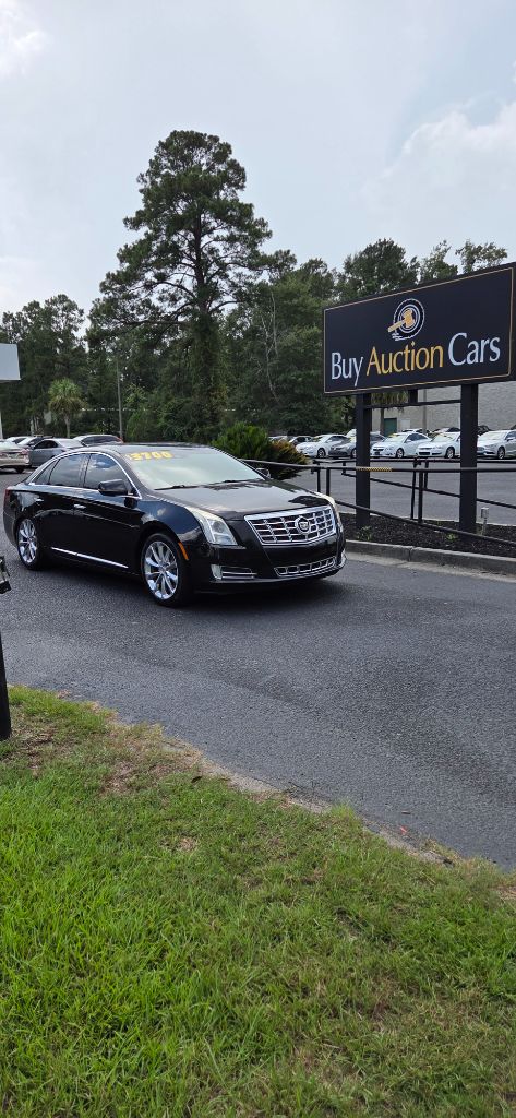2013 Cadillac XTS Luxury Collection